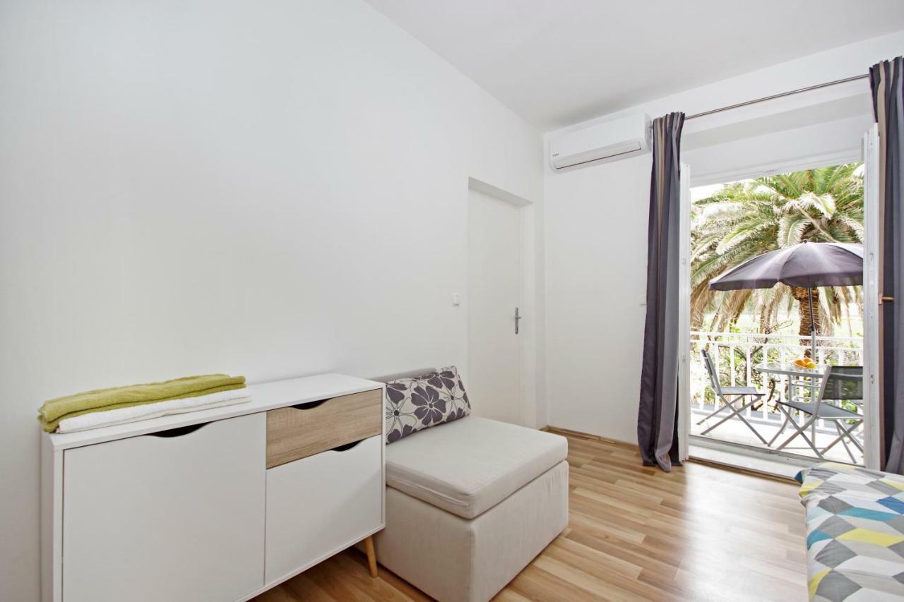 Apartments Andela Макарска Экстерьер фото