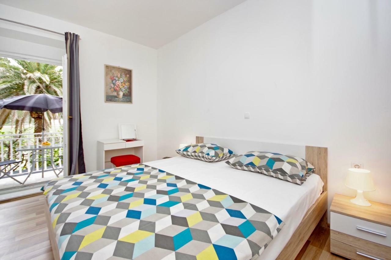 Apartments Andela Макарска Экстерьер фото